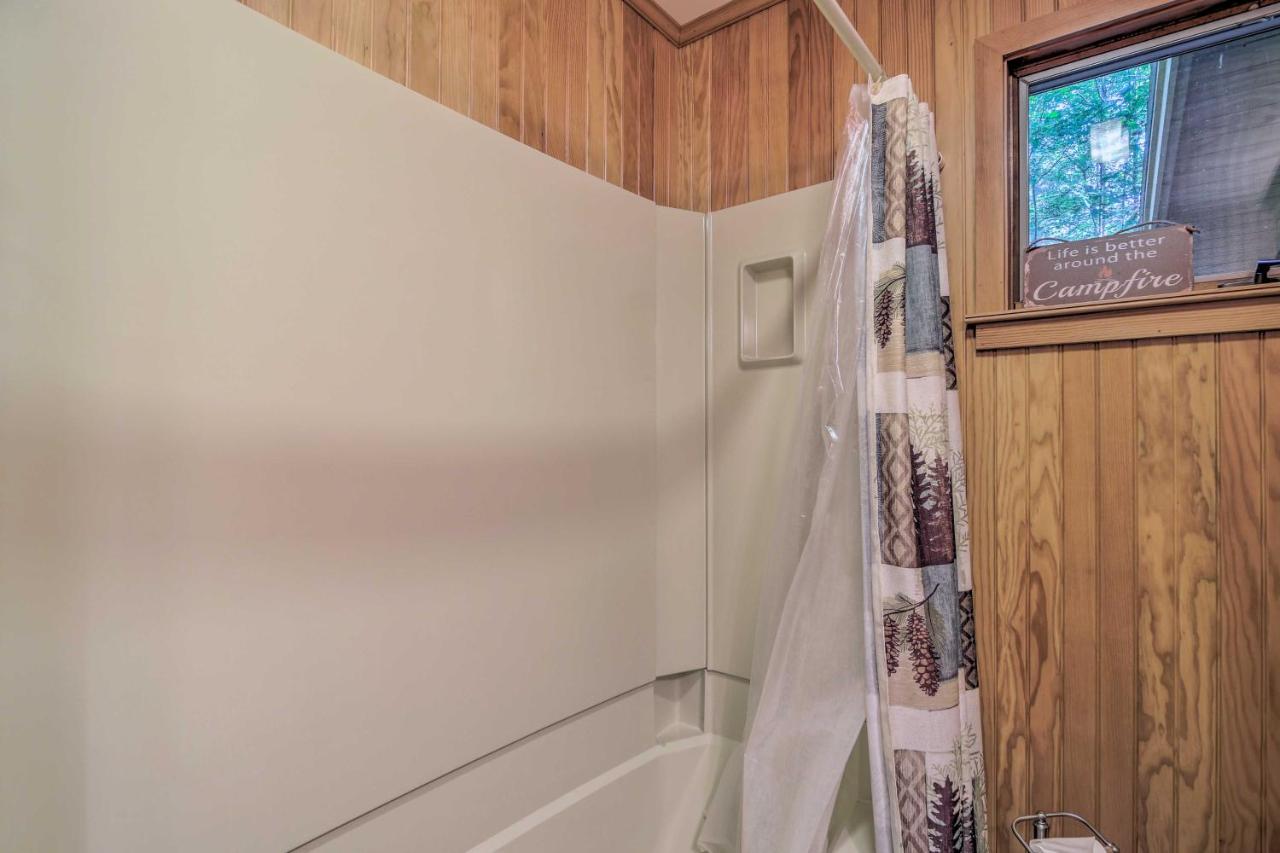 Cozy Adirondacks Cabin Walk To Lake Eaton! Jay المظهر الخارجي الصورة