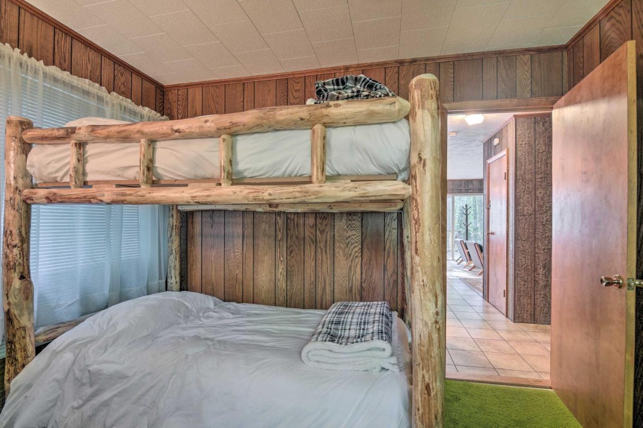 Cozy Adirondacks Cabin Walk To Lake Eaton! Jay المظهر الخارجي الصورة